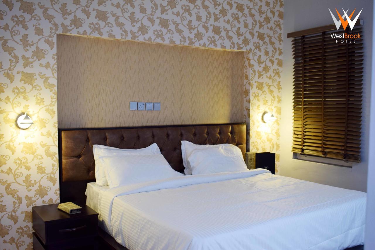 Westbrook Hotel Owerri Dış mekan fotoğraf