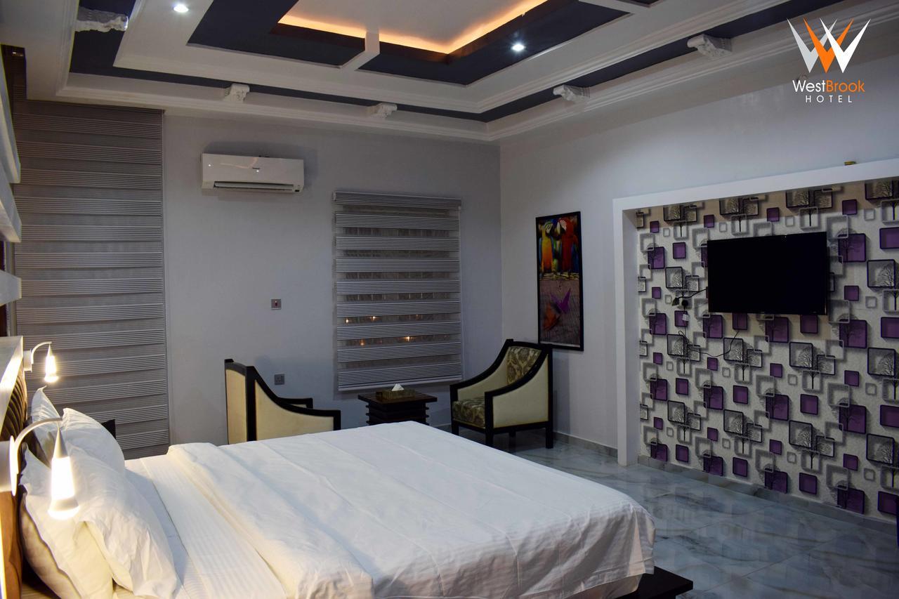 Westbrook Hotel Owerri Dış mekan fotoğraf