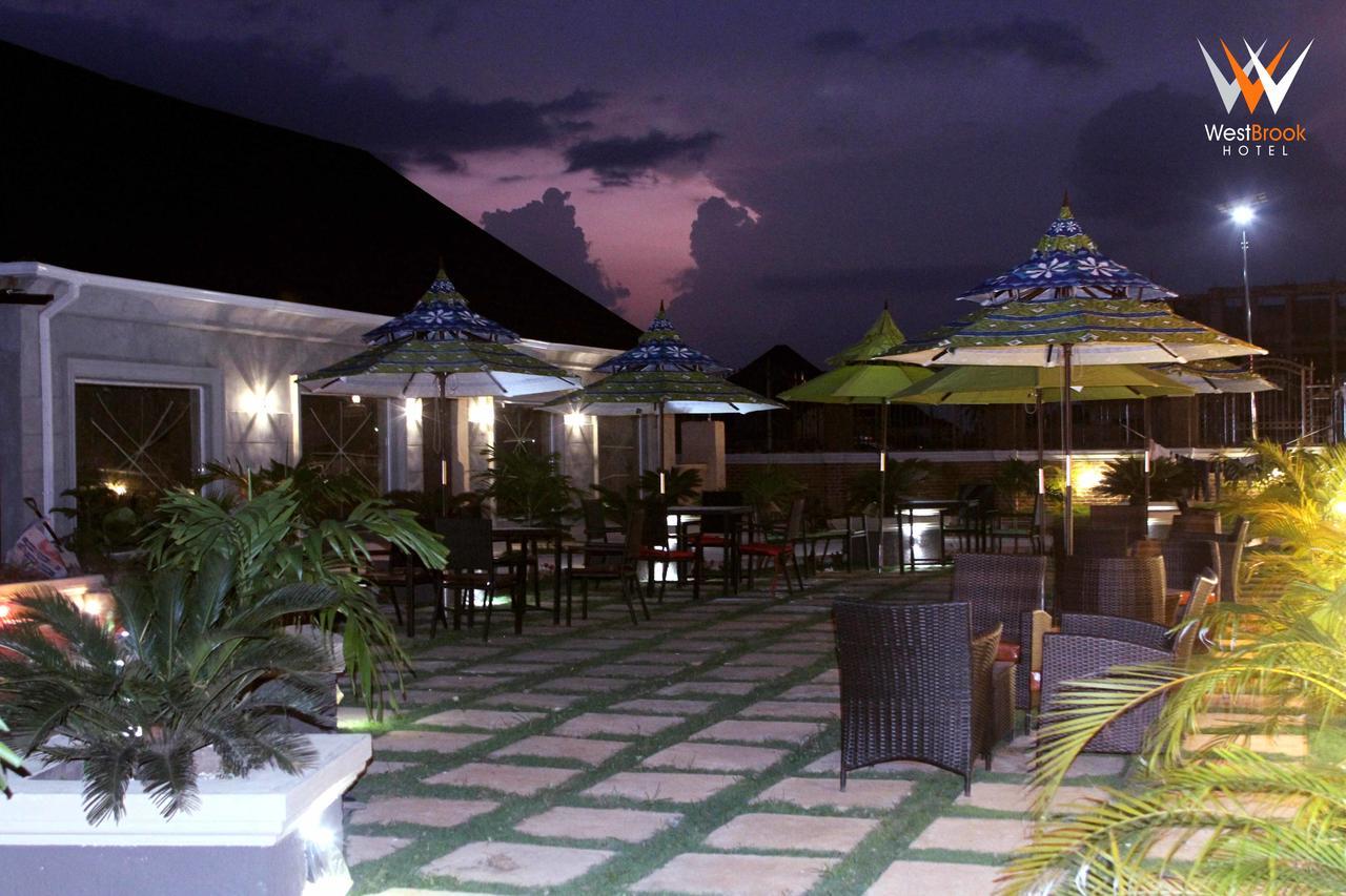 Westbrook Hotel Owerri Dış mekan fotoğraf