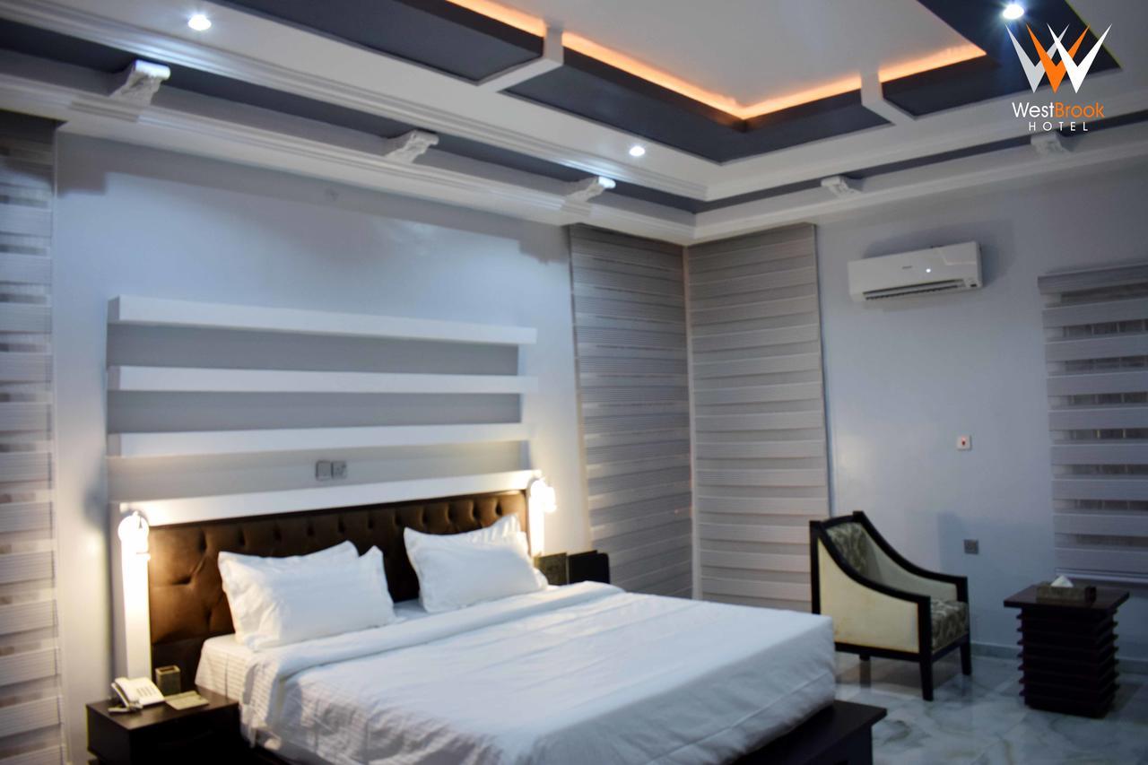 Westbrook Hotel Owerri Dış mekan fotoğraf