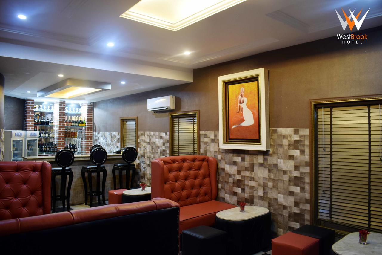 Westbrook Hotel Owerri Dış mekan fotoğraf