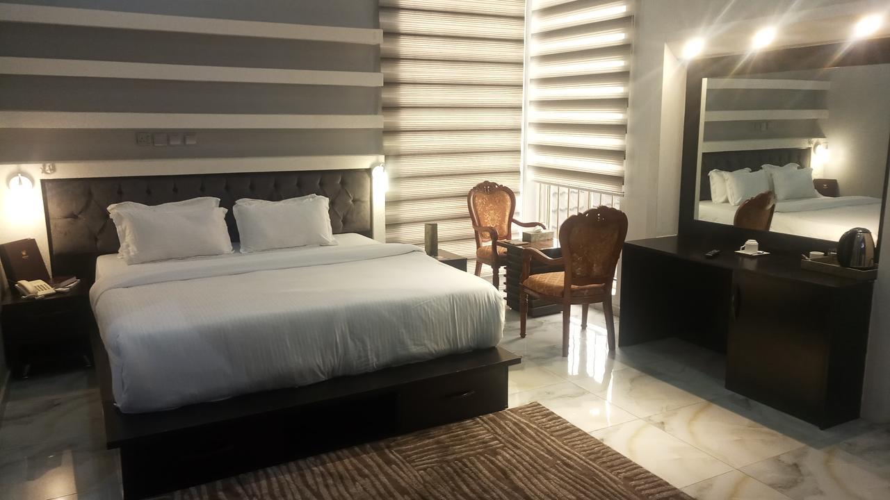 Westbrook Hotel Owerri Dış mekan fotoğraf